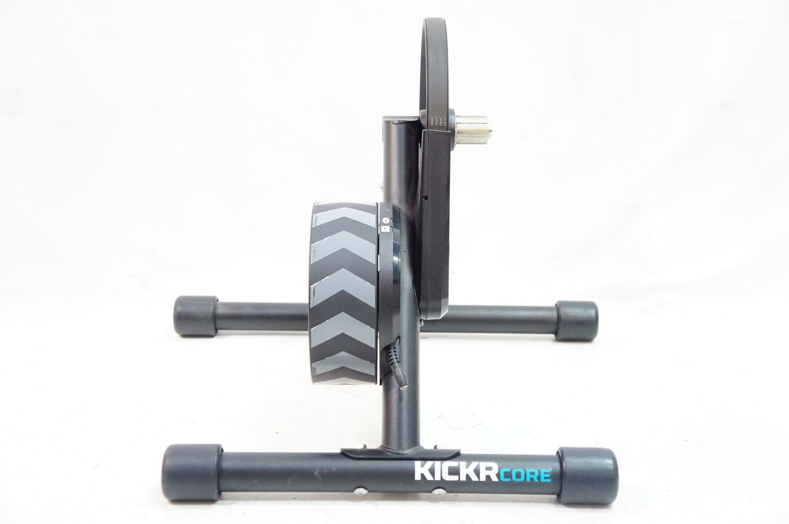 WAHOO ワフー KICKR CORE スマートトレーナー バイチャリ熊谷店 LAWEED_CL