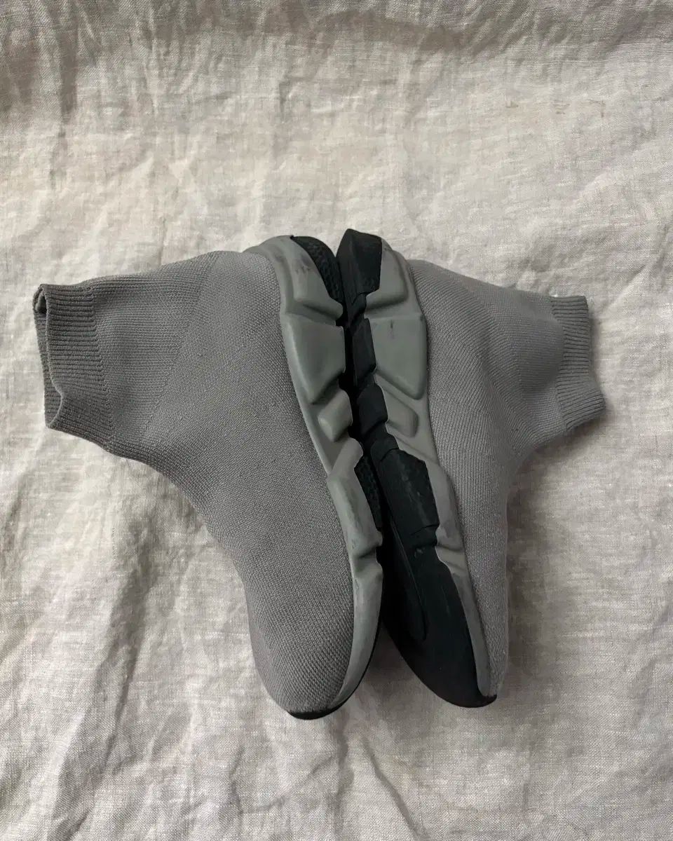  バレンシアガ キッズ スピード ランナー グレー その他 キッズシューズ