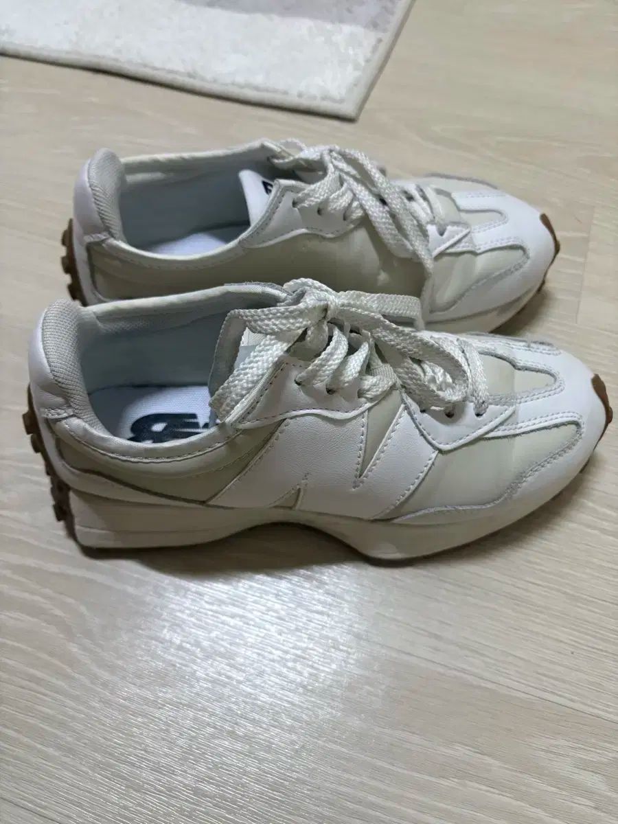 ニューバランス 327 ムーンビーム 230