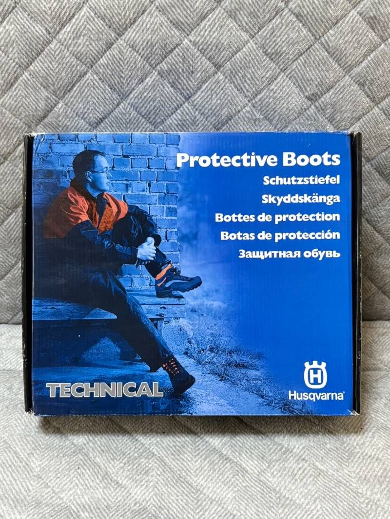! ハスクバーナ プロテクティブブーツ テクニカル 防護ブーツ 青箱 EU44