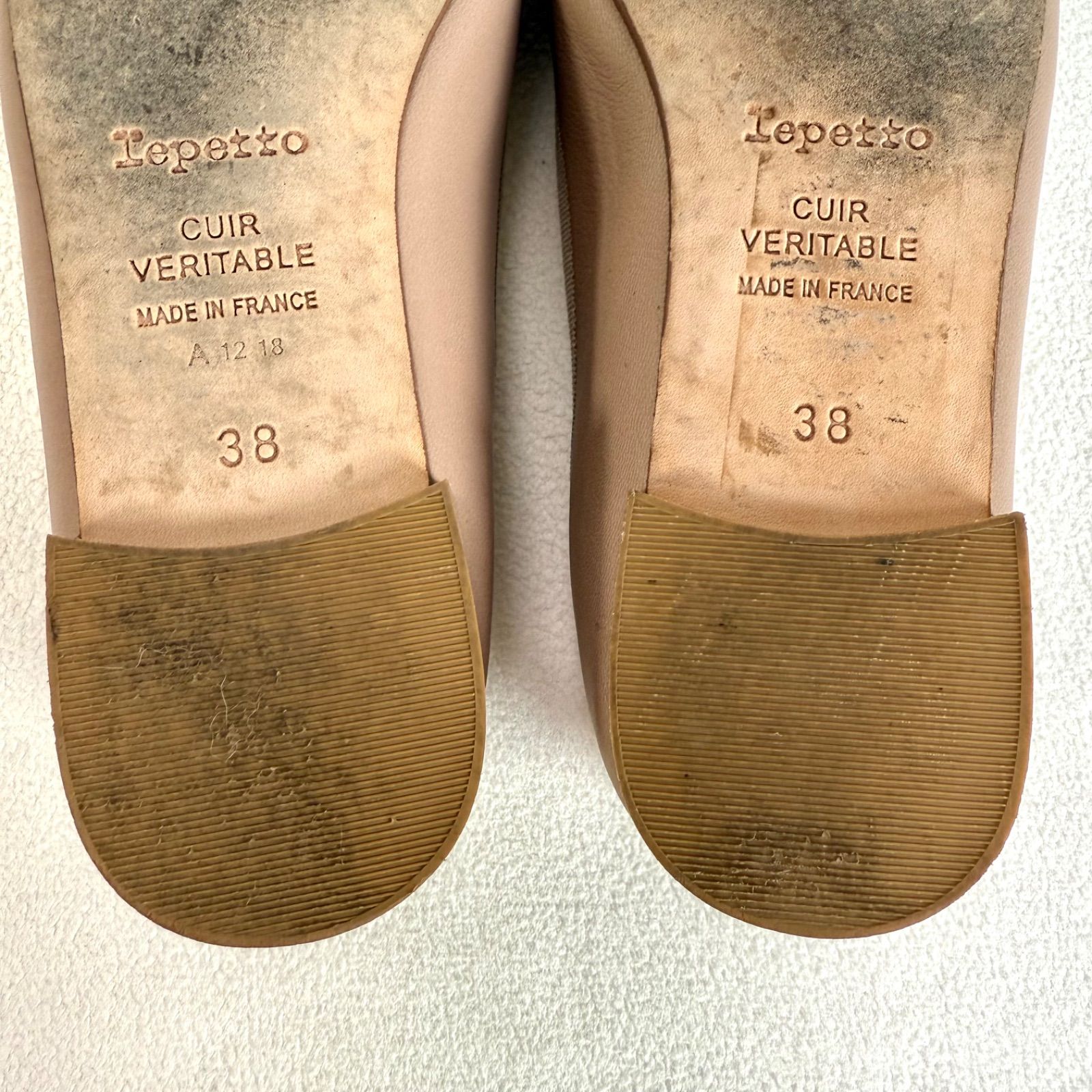 【新品未使用】レペット　フラットシューズ　バレエシューズ　ベージュ　38 極美品✨レペット レザー フラット バレエシューズ グレーベージュ 38
