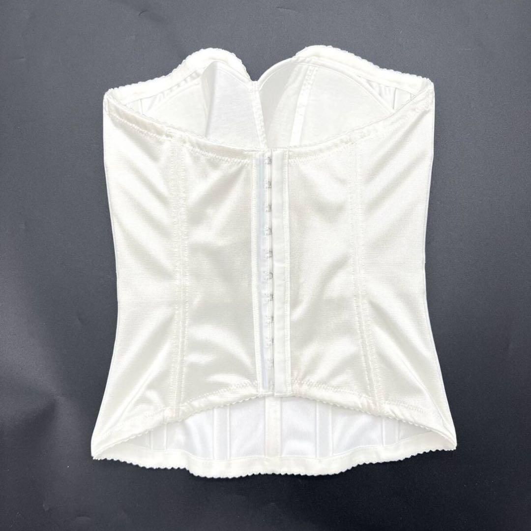 ブライダルインナー バスト