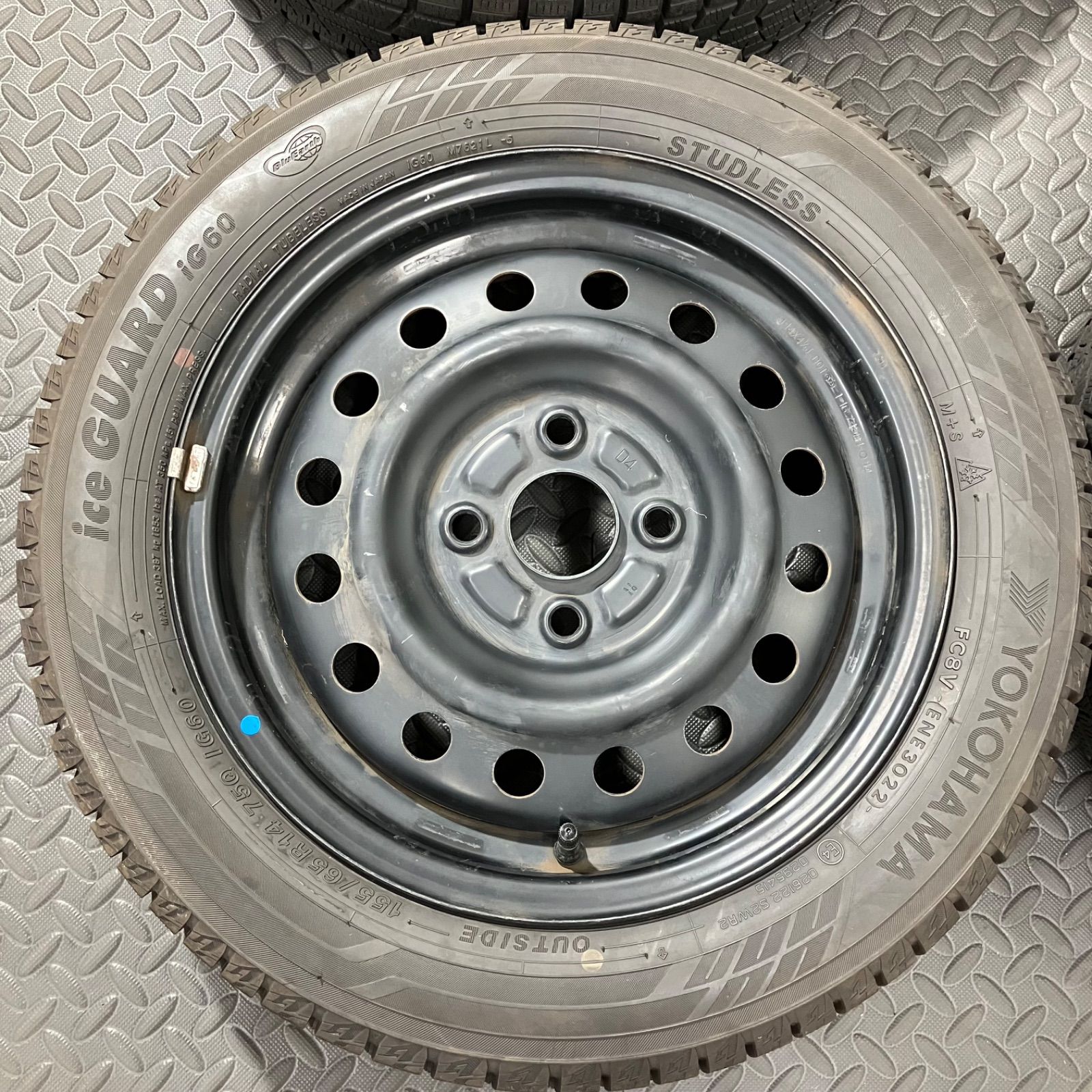 22年製 155/65R14 ヨコハマ アイスガードiG60 ダイハツ タント ムーヴ