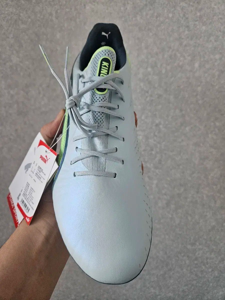 プーマ キング MG 250 サイズ サッカーシューズ