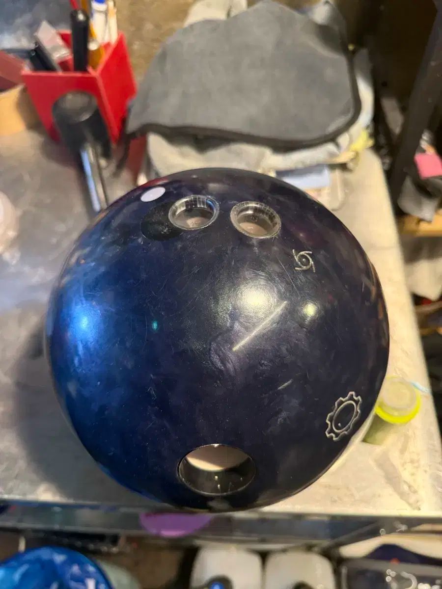 ボーリングボール