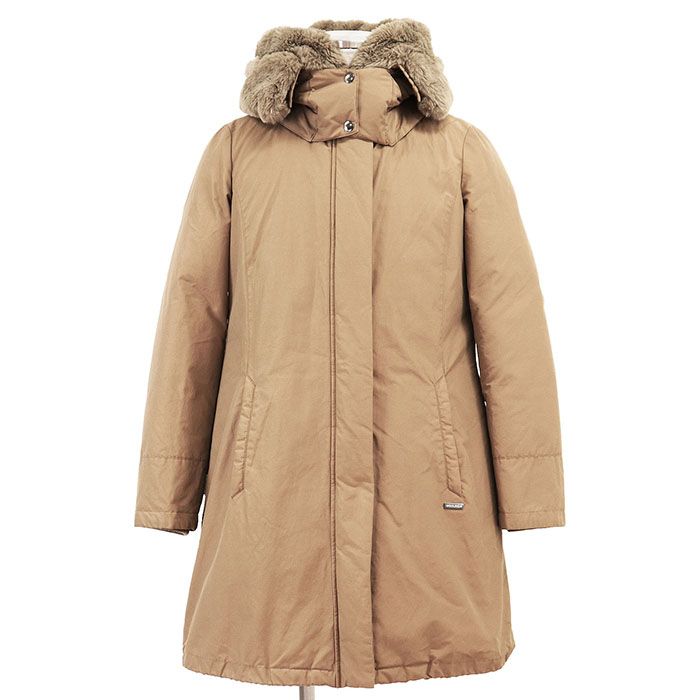 WOOLRICH ウールリッチ ダウンジャケット ボウブリッジパーカー ロゴ メタルチャーム ボタン 60 40クロス フェイクファー フード取り外し可 フライフロント コート アウター メンズ サイズ M カーキ