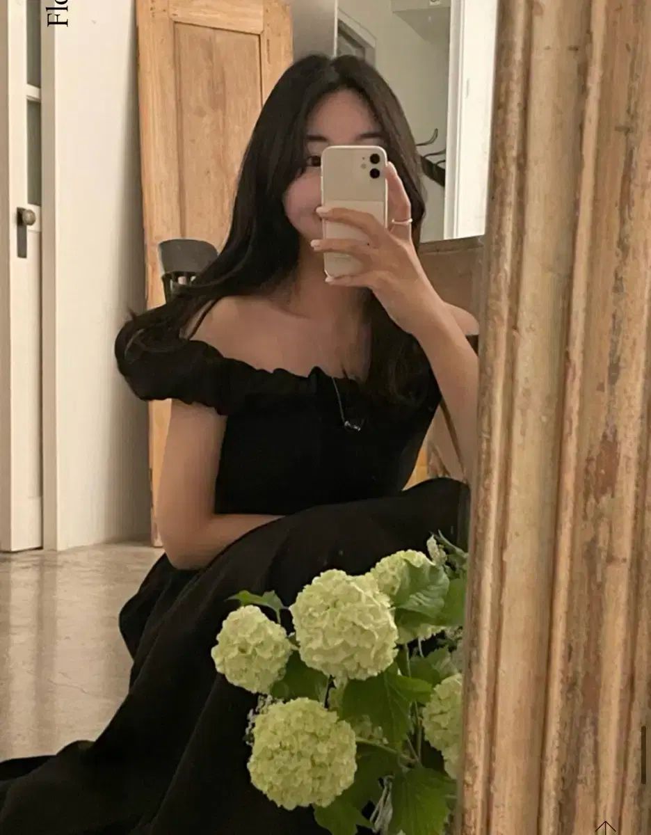 FLO NEW FIRST DRESS S black first dress