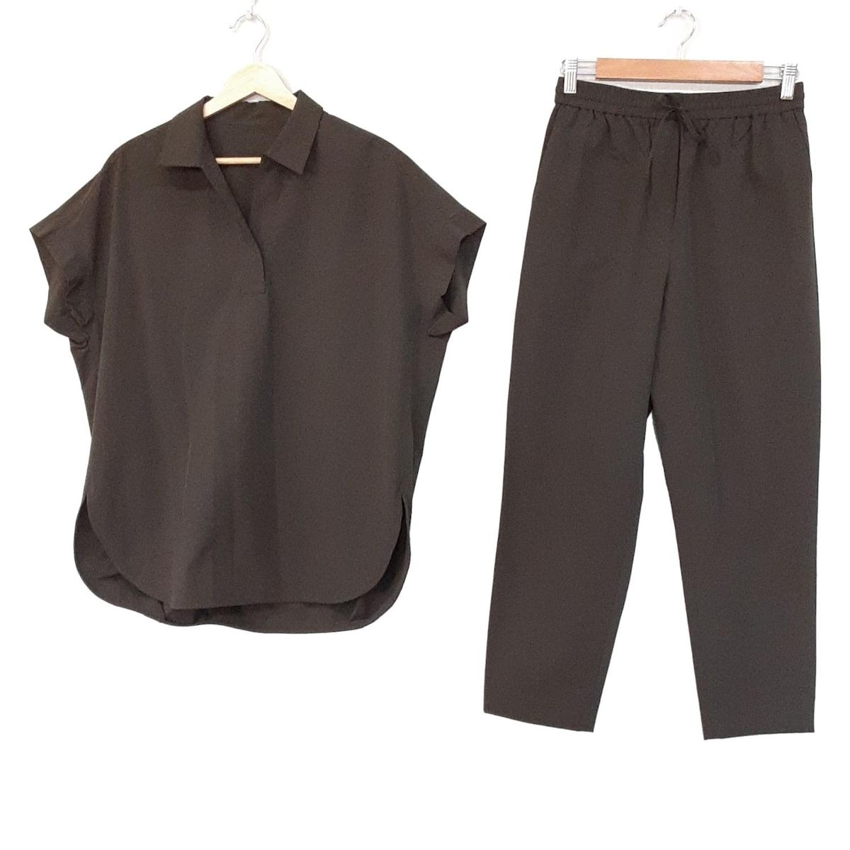 DAMAcollection ダーマ レディースパンツセットアップ レディース - ダークグレー ウエストゴム