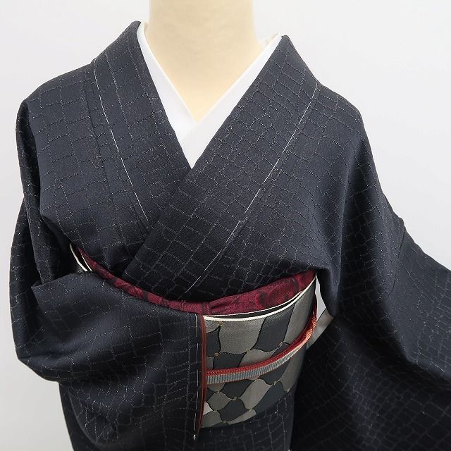 織が描く洗練のクロコ調 お召