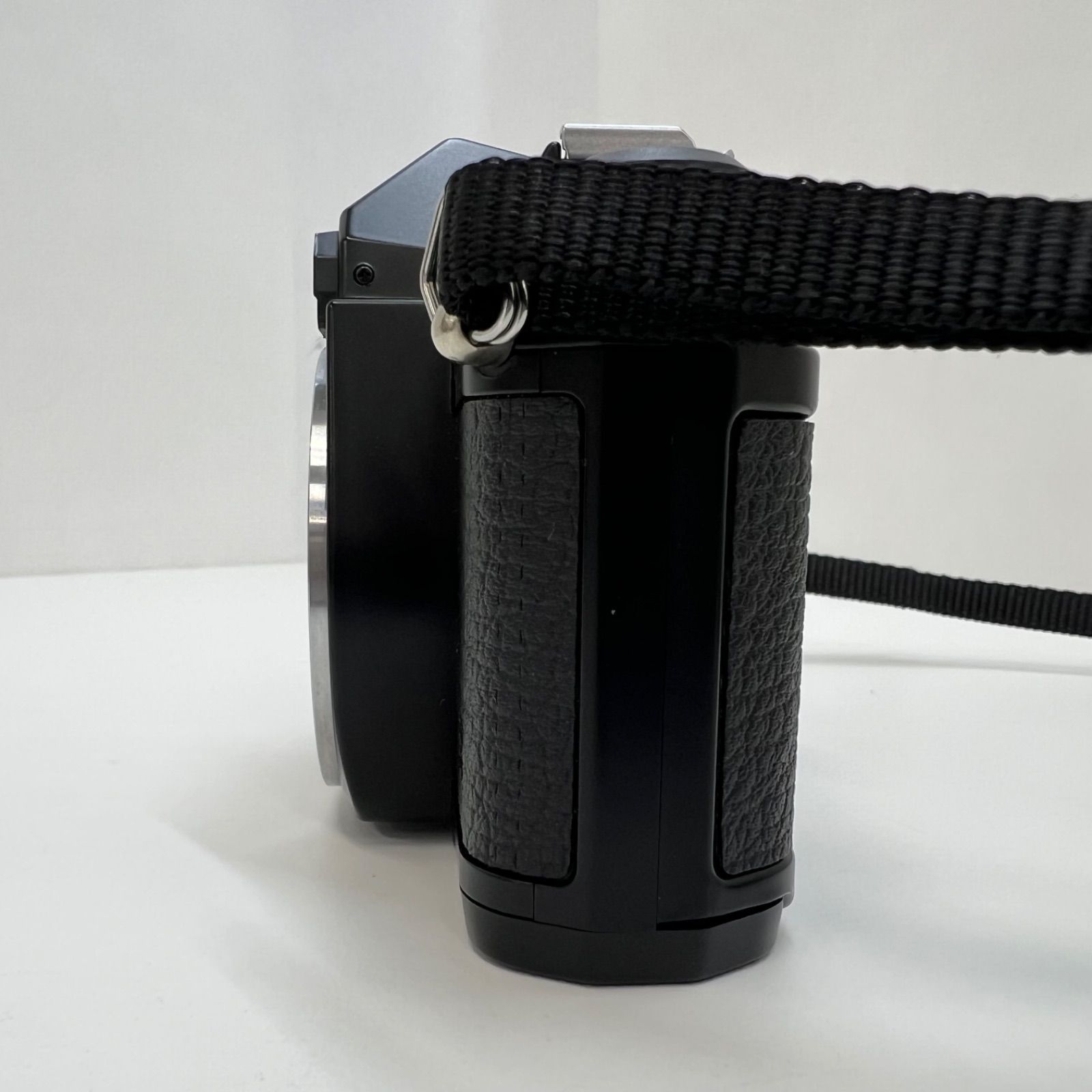 1-000060】 YASHICA FX-3 SUPER 2000 ヤシカ ボディ 美品 - メルカリ