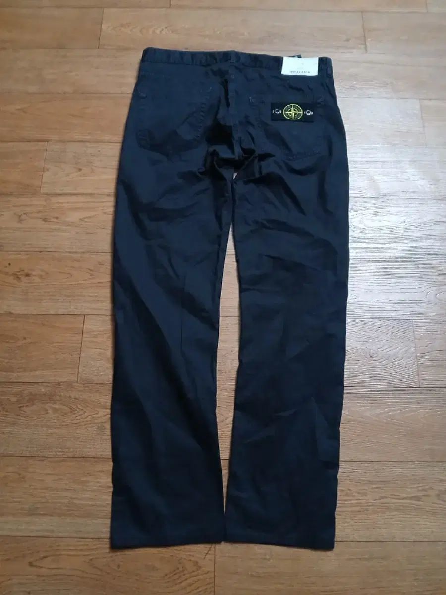 STONE ISLAND ストーンアイランド コットン パンツ