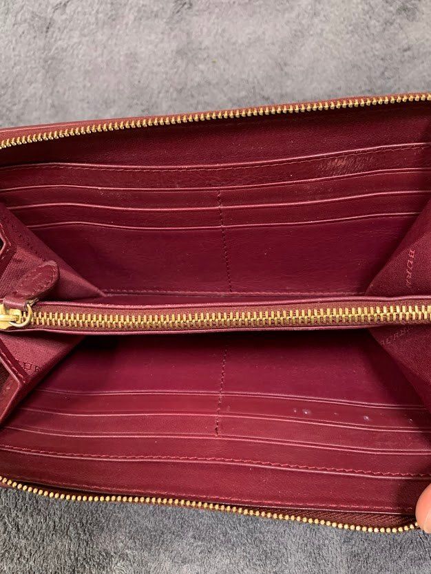 ☆ BURBERRY バーバリー ノバチェック ラウンドファスナー 長財布