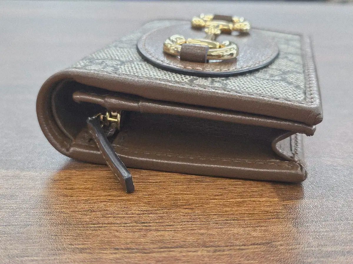 フラップ カードウォレット