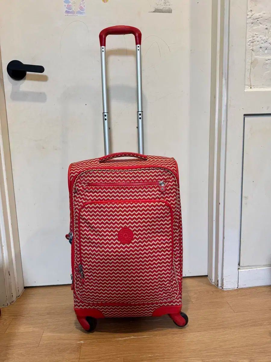 キプリング 機内持ち込み用 キャリアー