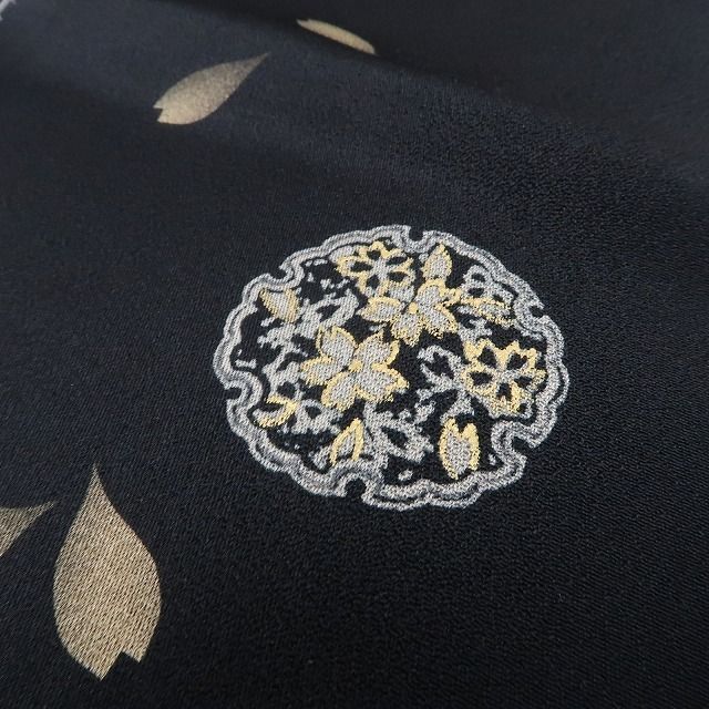 専用Y2541◇新品 仕付け糸付 手縫い仕立て 雪輪 桜 正絹 小紋 着物 専用Y2541◇新品 仕付け糸付 手縫い仕立て 雪輪 桜 正絹 小紋 着物