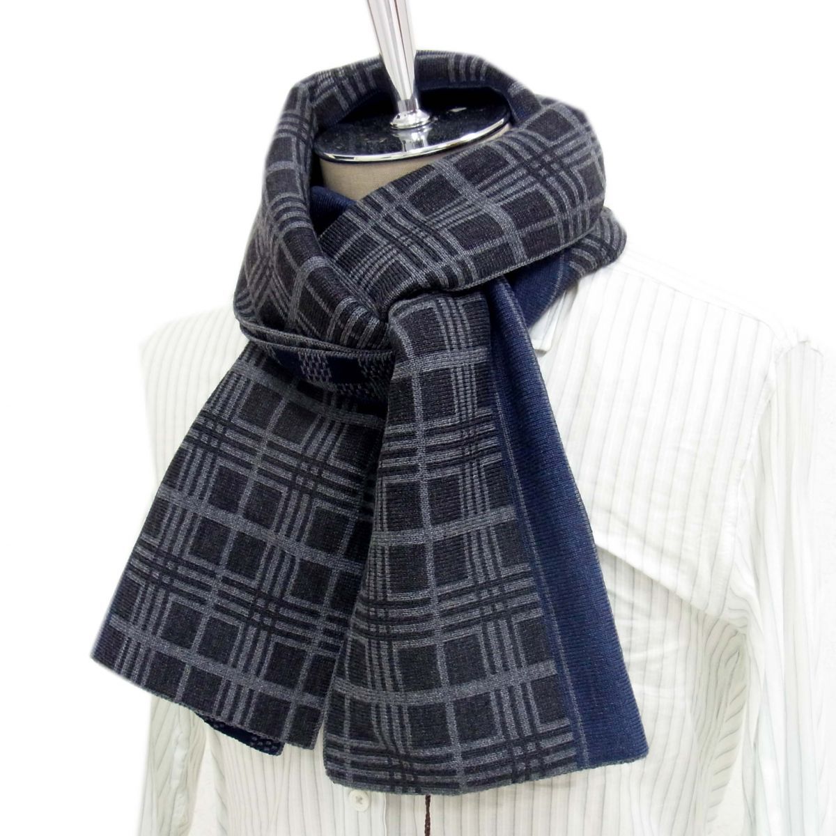 GRIS エシャルプ