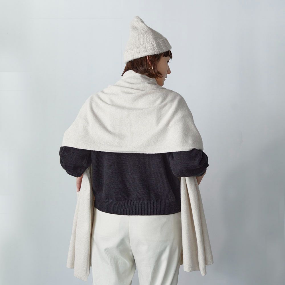 リューズニット 軽くてやわらかいスフレのようなポケットショール 3色 お出掛けにちょうどいい 心地よい軽やかなショール