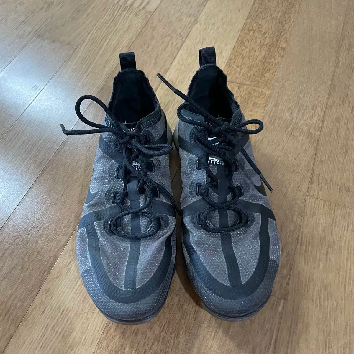 ナイキ エア ヴェイパーマックス スニーカー 245