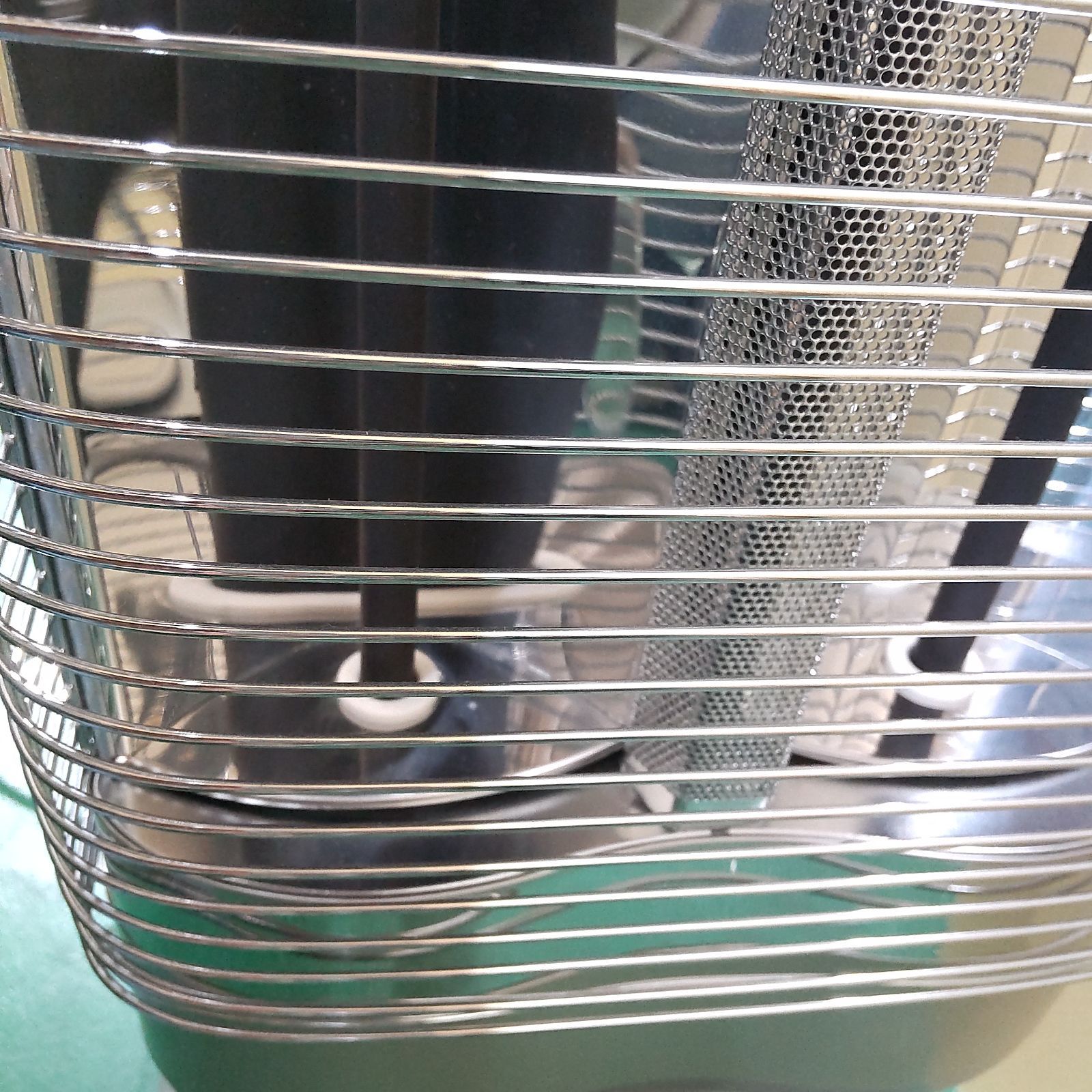 DAIKIN ダイキン セラムヒート 遠赤外線暖房機 電気ヒーター CER11NS 