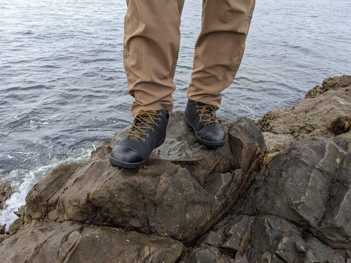 GOTSURI スパイクシューズ ハイカット つま先補強 合成皮革 撥水加工 ハイグリップ