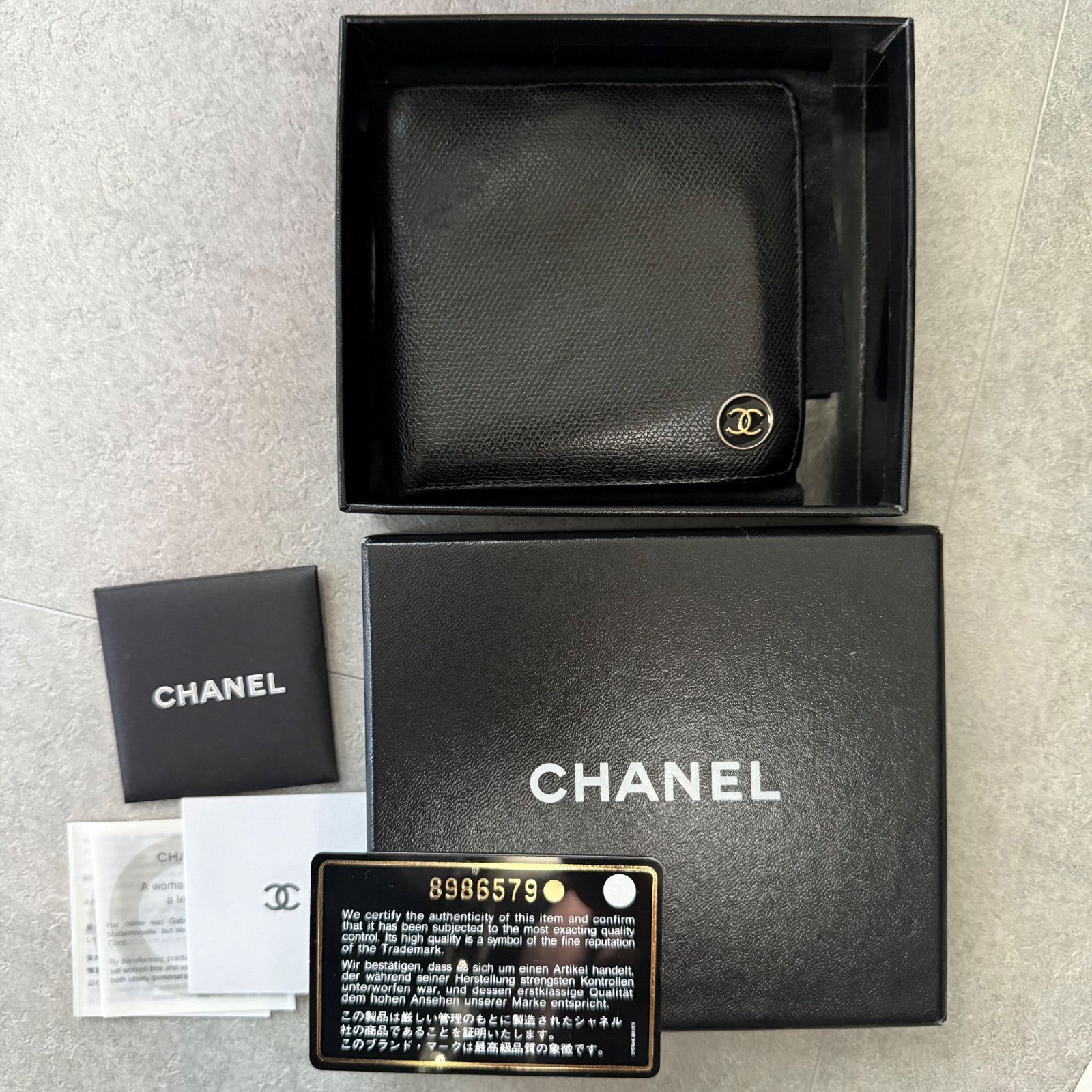 シャネル ココボタン