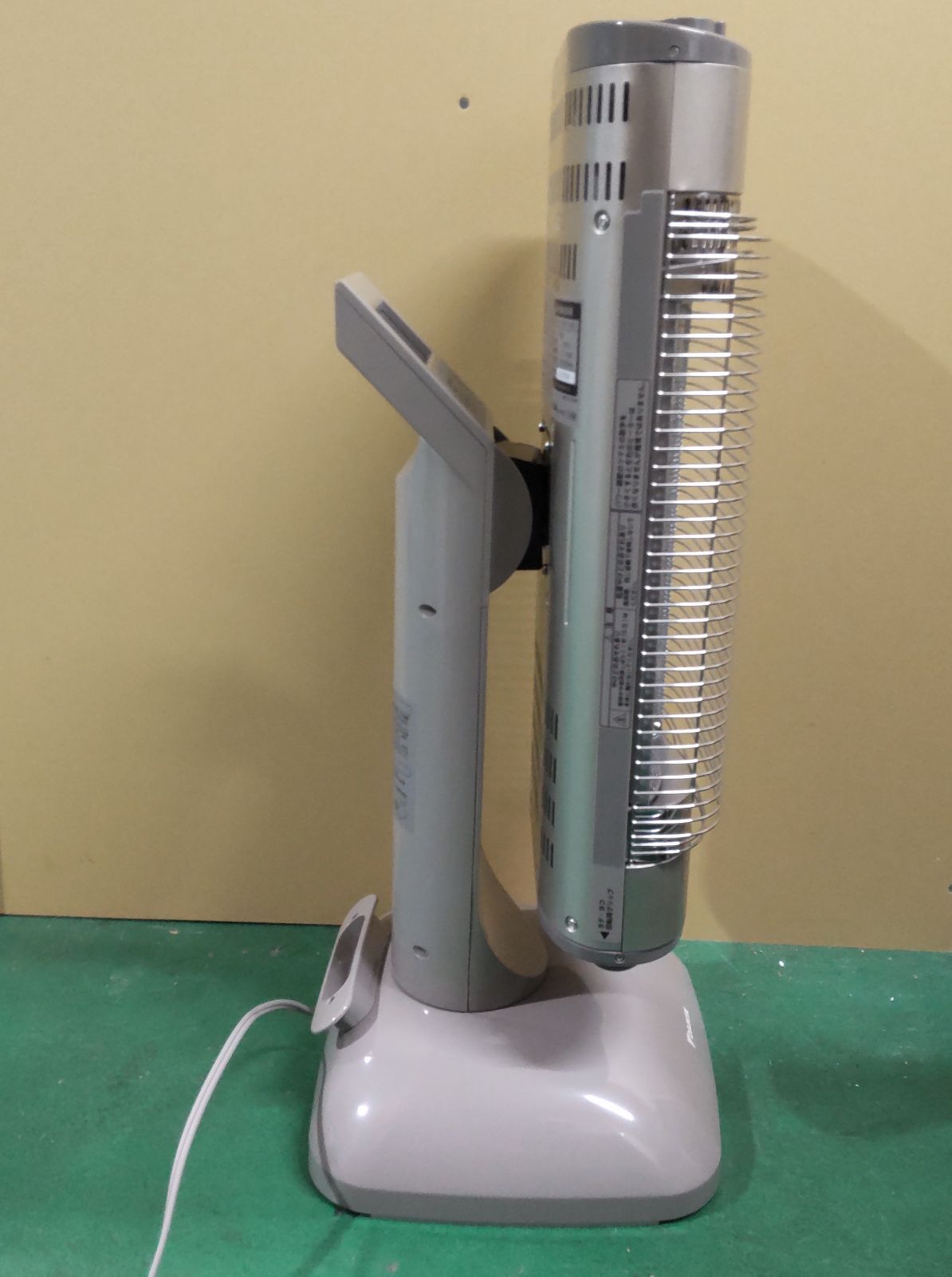 ダイキン　電気ヒーター ダイキン セラムヒート 遠赤外線暖房機 電気ヒーター 遠赤外線 電気