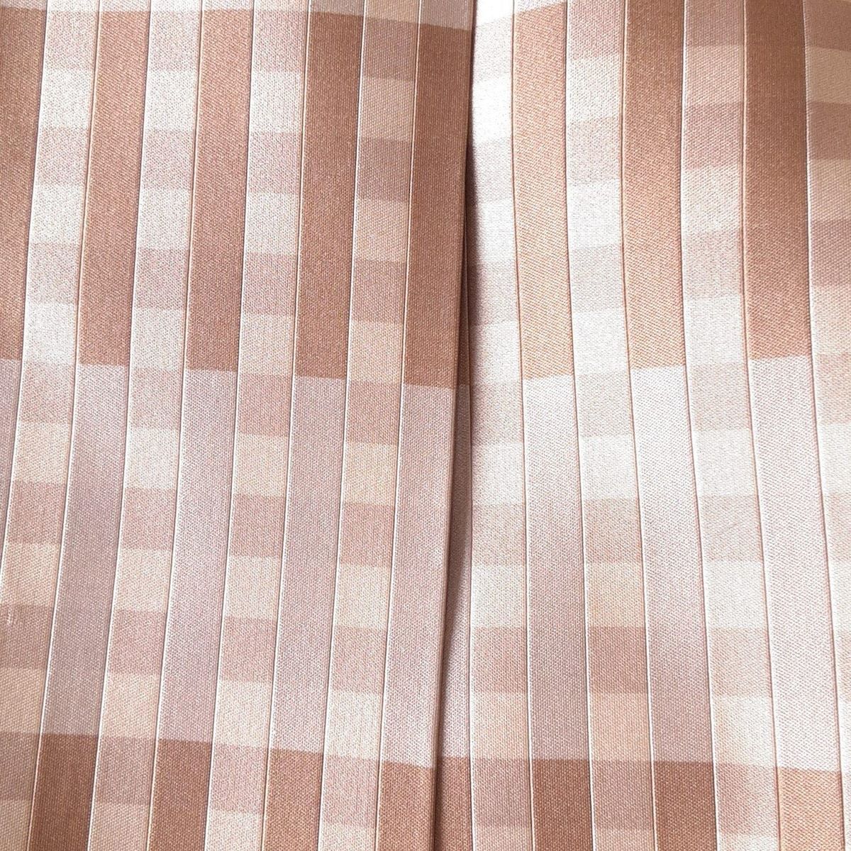 ベージュ×ダークブラウン×グレーベージュ ひざ丈