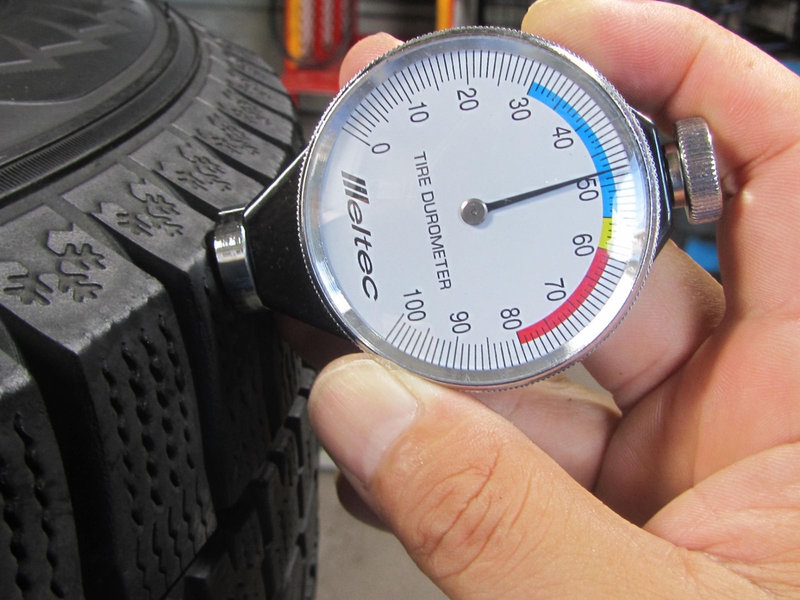 アイスナビ8 カローラツーリング外し