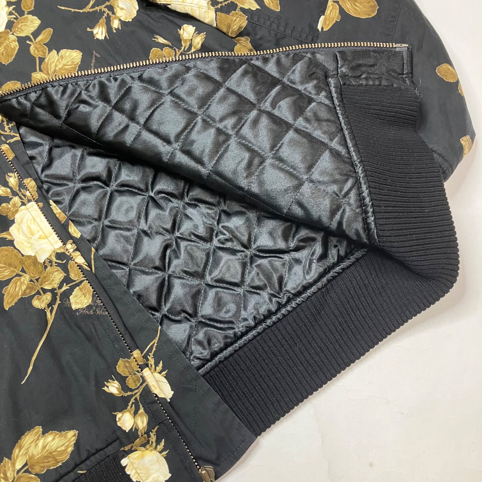  ピンクハウス 黒 ホワイトローズ柄 ゼッケン使い ブルゾン ジャンパー ブルゾン ジャケット アウター