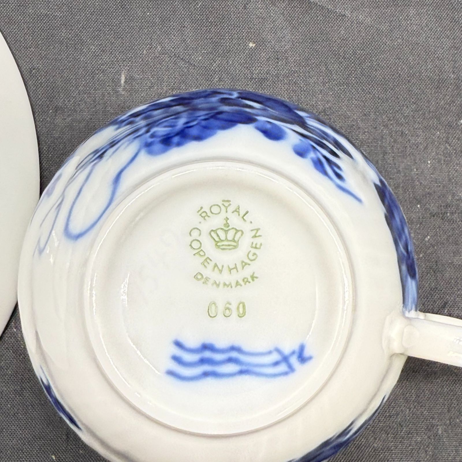 カップ＆ソーサー