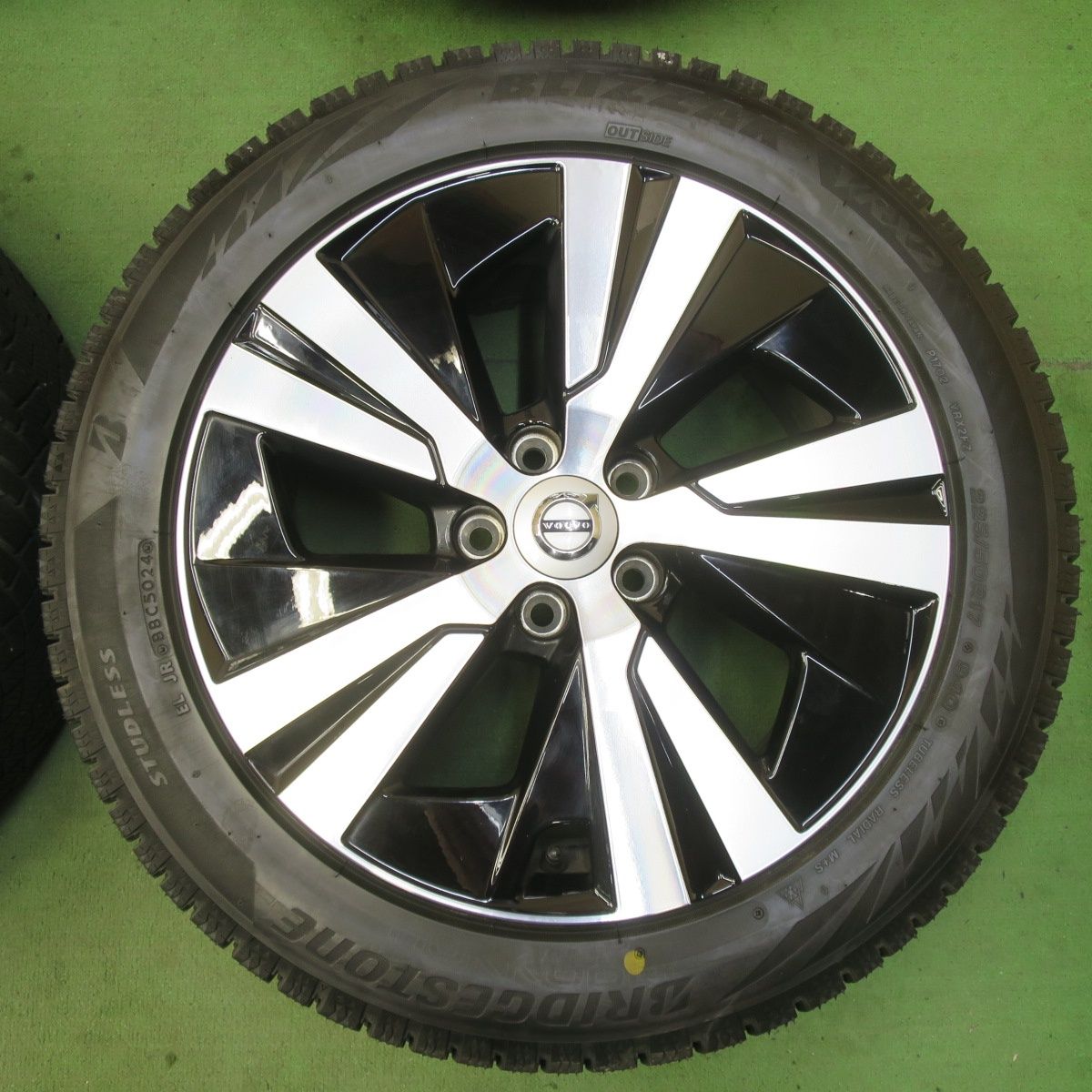 バリ溝　225/50R17 ホイール付きスタッドレス4本 楽天市場】225／50R17 スタッドレス（スタッドレスタイヤ・ホイール