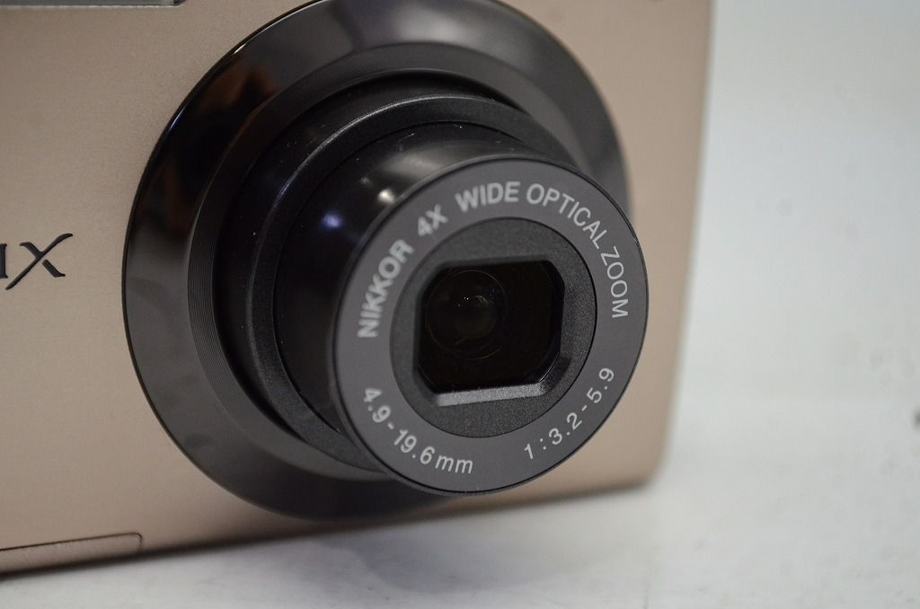 コンパクトデジタルカメラ 251022