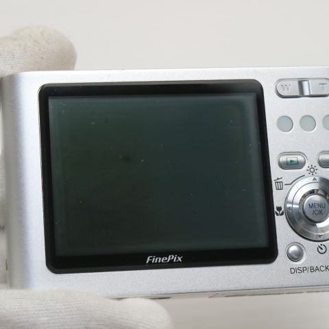  超 FinePix Z 2 シルバー デジカメ デジタルカメラ 本体 03000 コンパクトデジタルカメラ デジタルカメラ