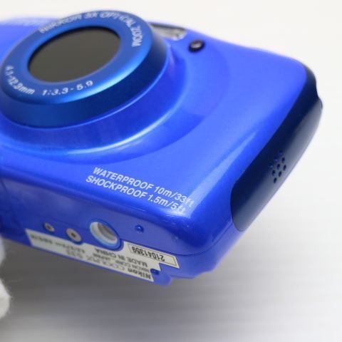 ブルー コンデジ