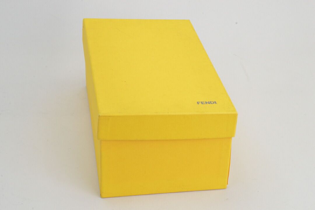 ストラップ ブラウン