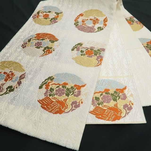 世代を超えて受け継がれる唐織の技