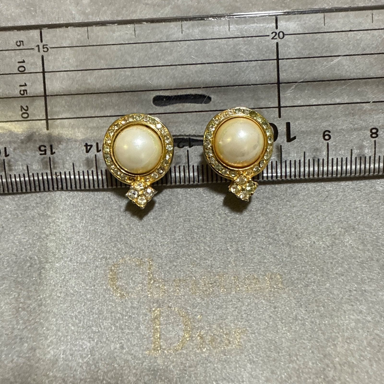 Christian Dior クリスチャンディオール ラインストーン付きフェイクパールイヤリング ゴールド ビンテージ