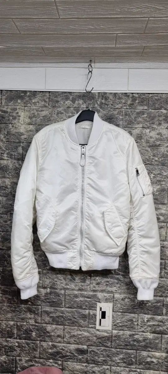 アルファ インダストリーズ オープニングプロジェクト MA-1 リバーシブル XS