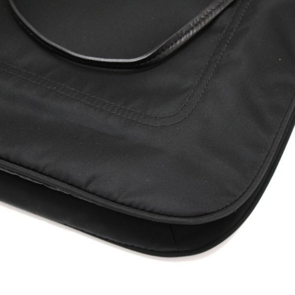 ショルダーバッグ 外ポケット