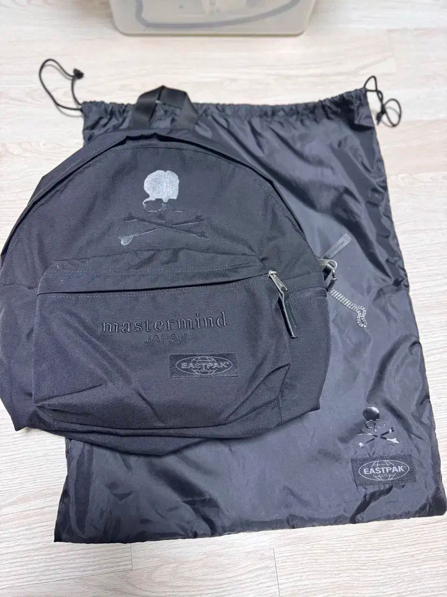 イーストパック x マスターマインド バックパック ブラック