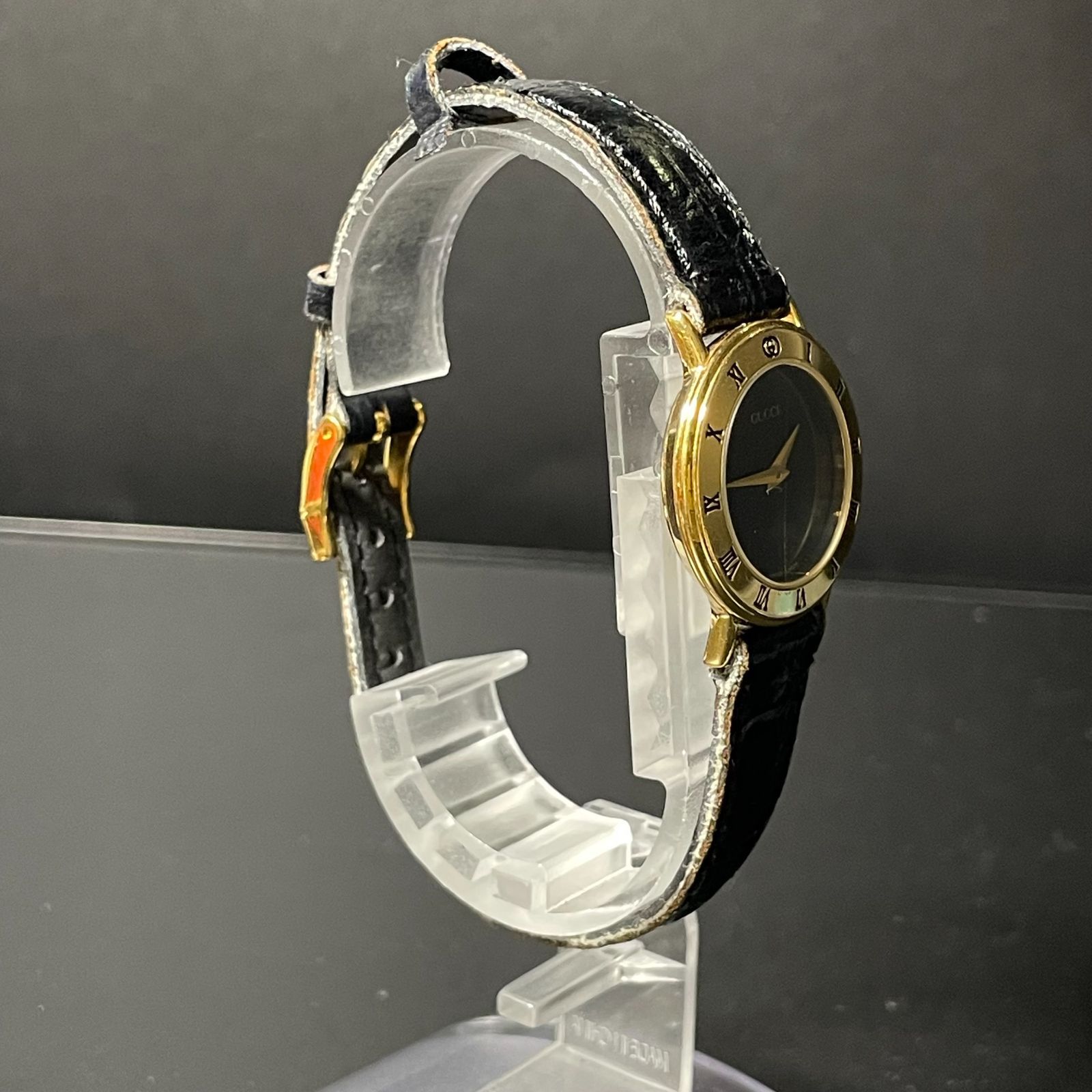 グッチ クォーツ 時計 稼働 GP 革 ブラック B25091324