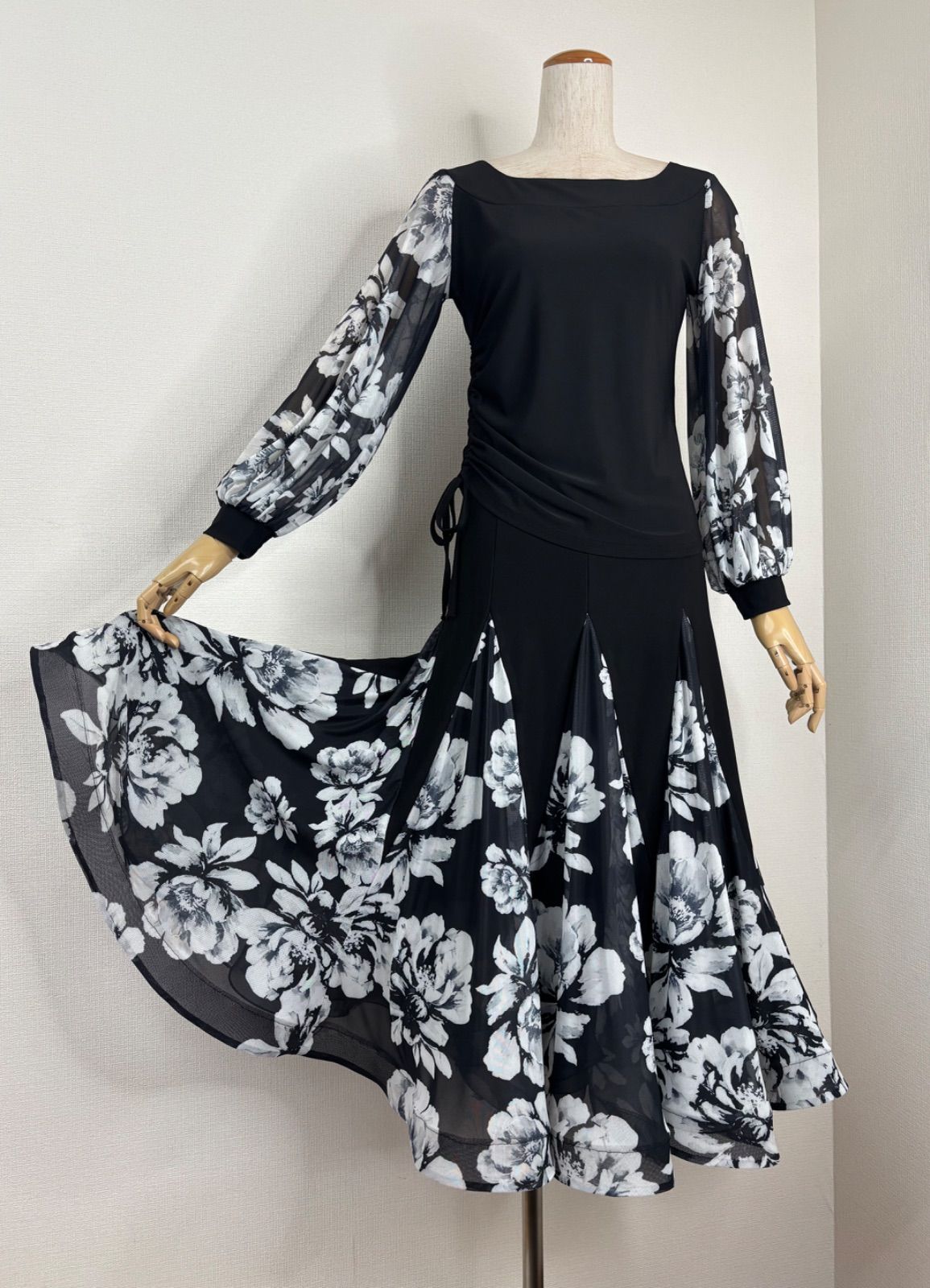 ブラック×ホワイト