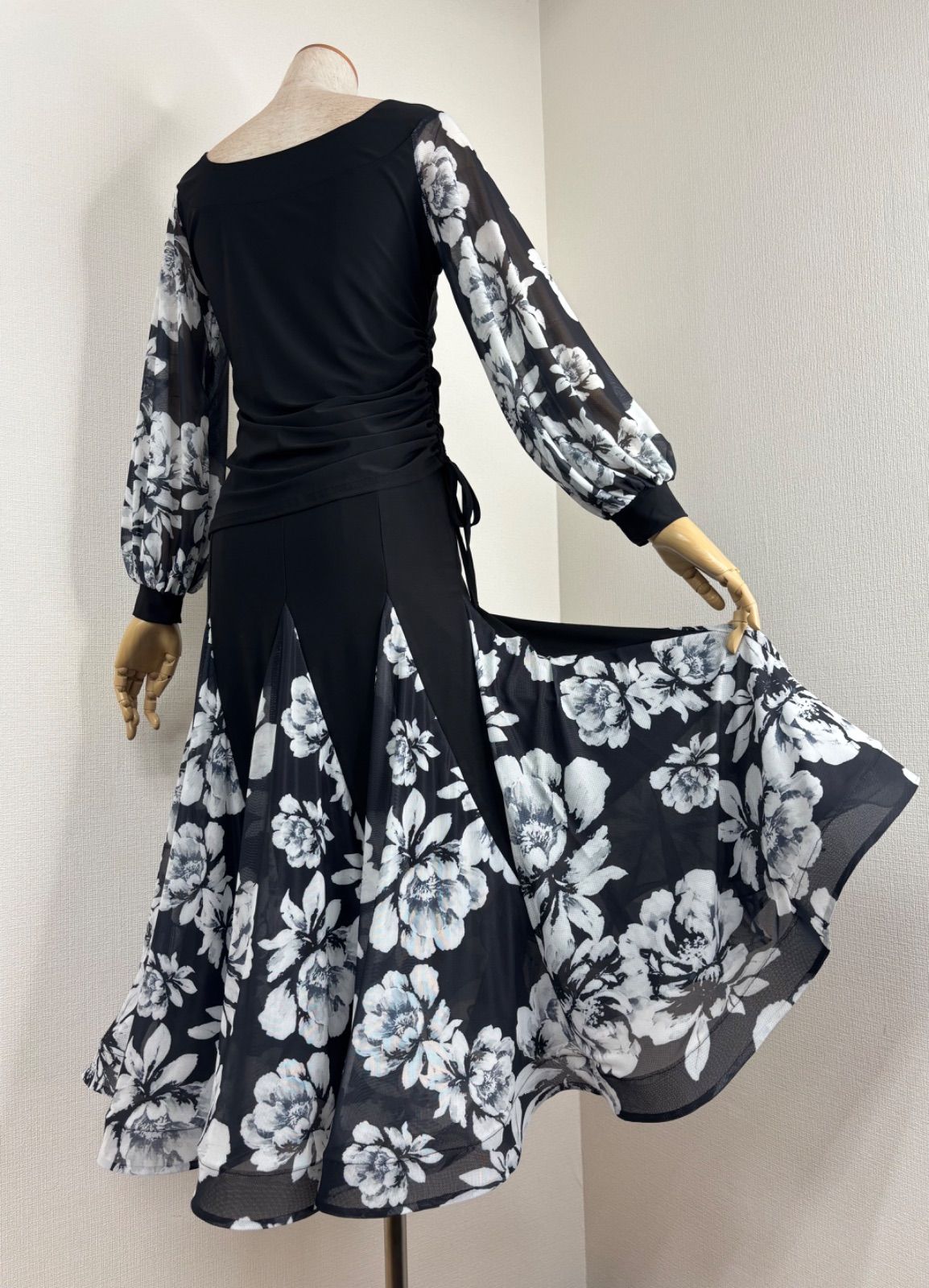 社交ダンス ブラック×ホワイト