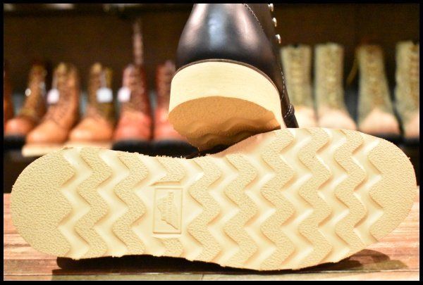 黒 ブラッククローム