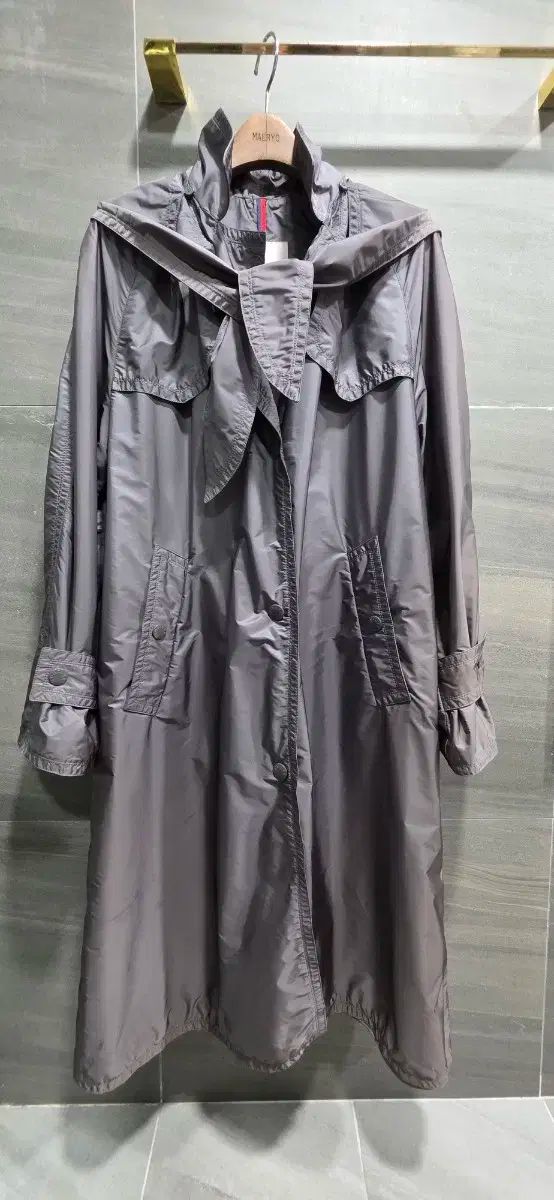 MONCLER モンクレール ロングウィンドブレーカー兼コート ユニセックス