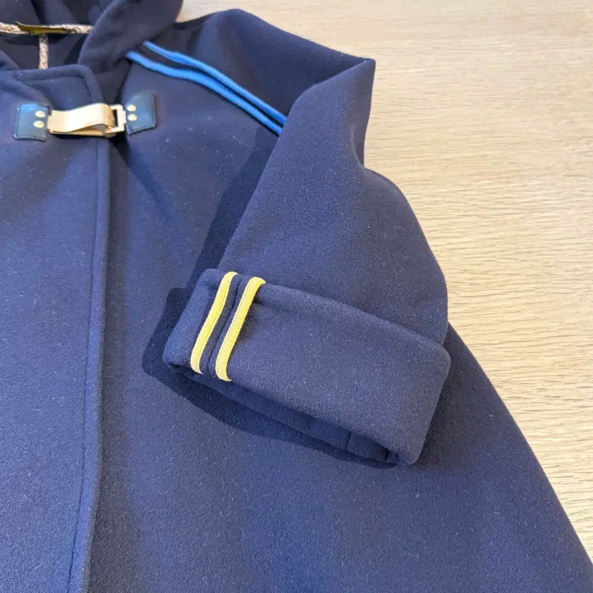 カシミア フードコート