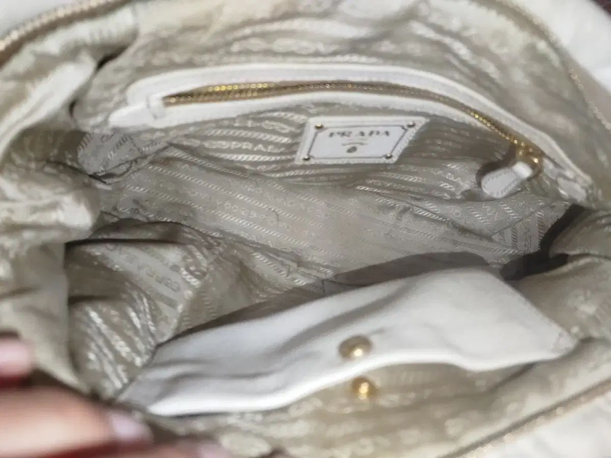 PRADA プラダ クラッチバッグ 状態良し DECORATOM_COM_BR