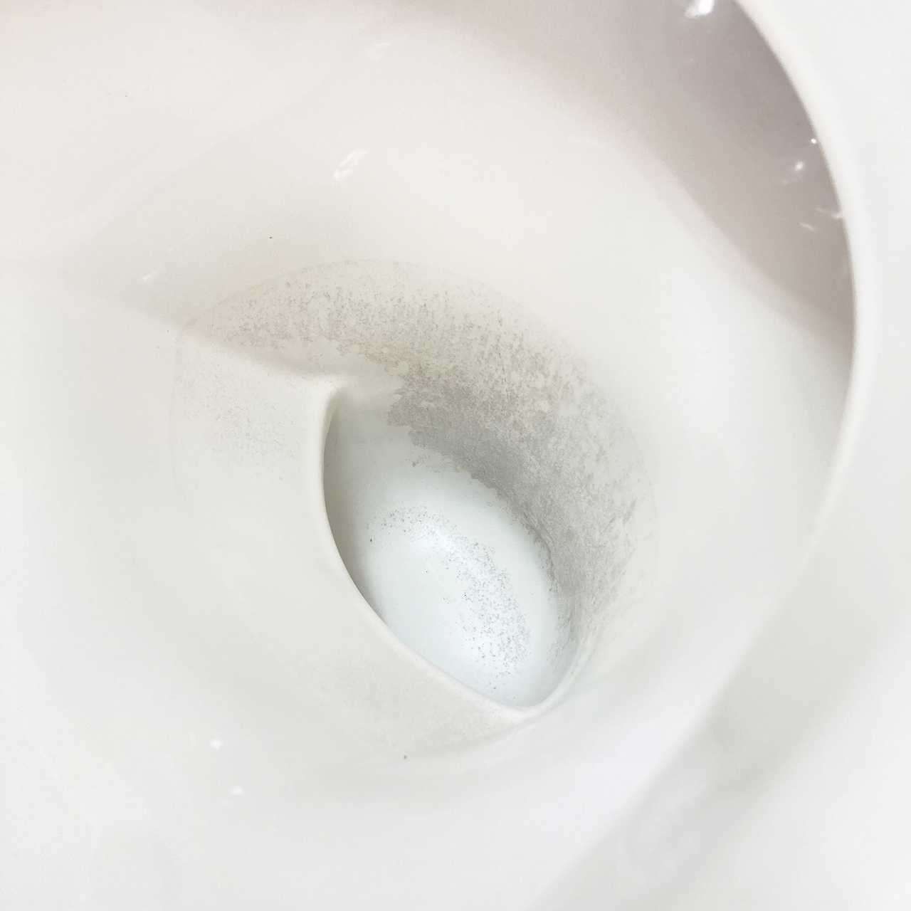  品 TOTO トイレ便器 床下排水 コーナートイレ 隅付タンクのセット 三角 洋式便器 型番不明 タンク式 S 670 三角形 SC 1 パステルアイボリー 105 K トイレ 住宅設備