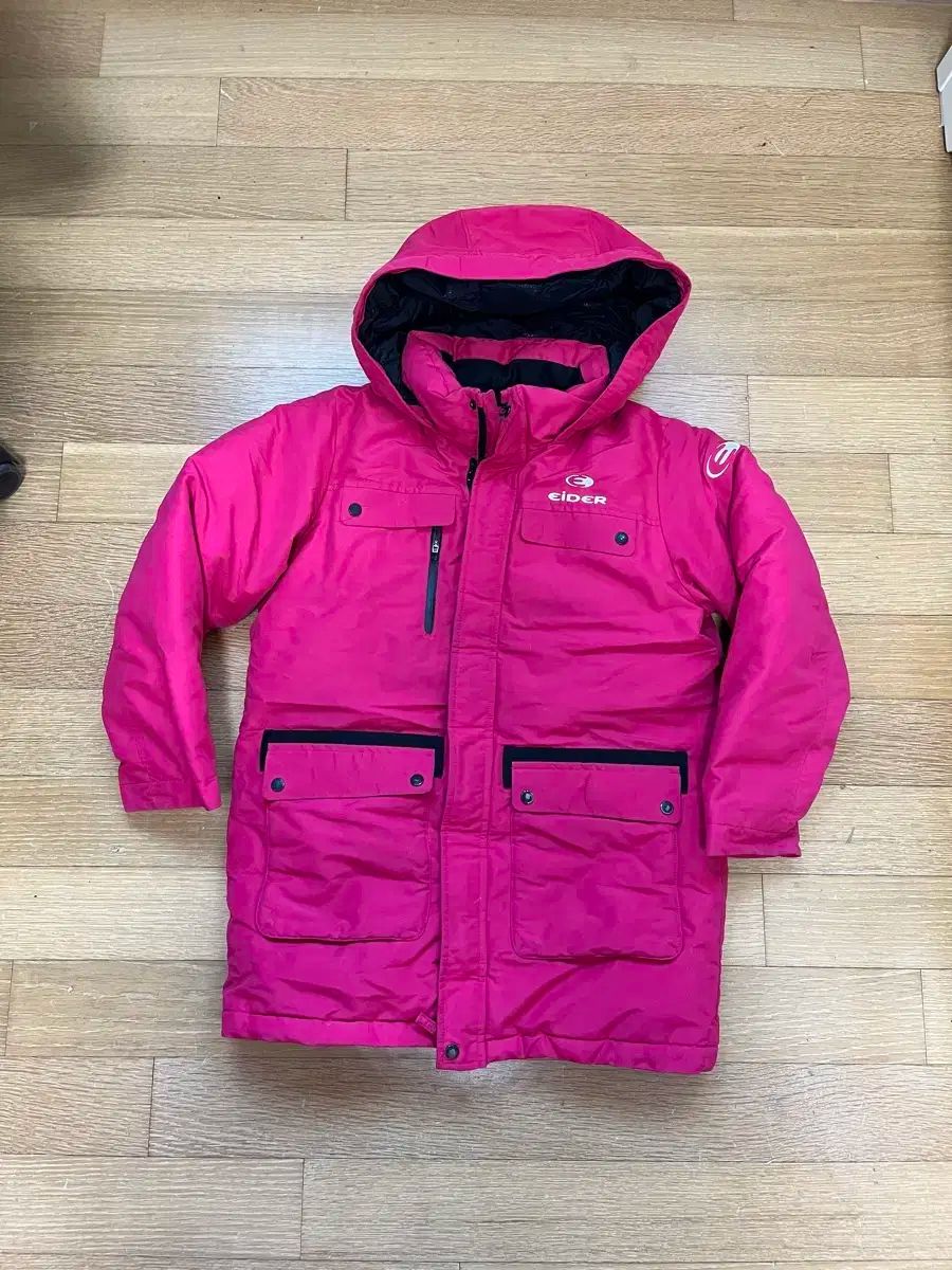 メルカリshop取引では対象外 女の子 150サイズ EIDER ホットピンク 冬 アウター