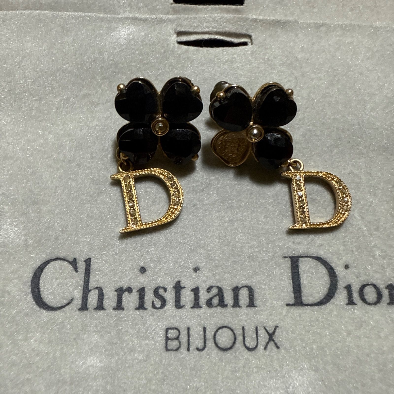 Dior ゴールド ピアス 花と星モチーフ 楽天市場】Dior ディオール ピアス フラワーモチーフ 花 フック